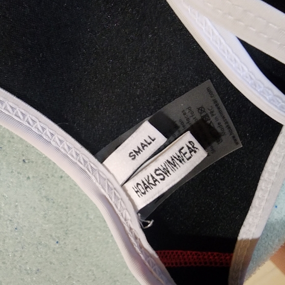 Haut - Picture 1 of 2